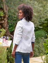 Load image into Gallery viewer, Frank &amp; Eileen Dublin Tailored Blazer | White Performance Linen