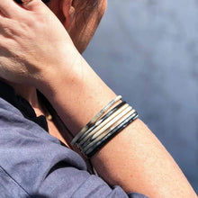 Load image into Gallery viewer, Natural Horn Bangle Set