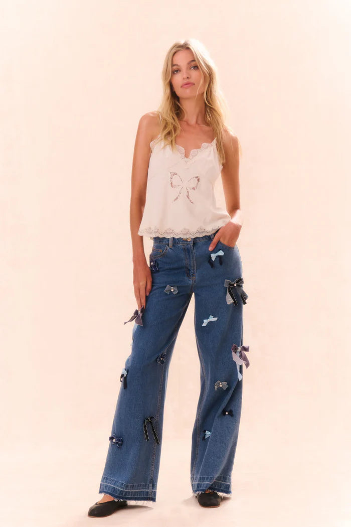 完売！ bow.a ボウエー　DENIM TUCK PANTS Cut Out Wide Leg Jeans with Buckle - Blue