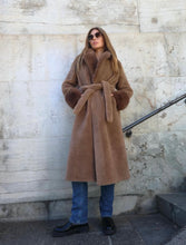 Load image into Gallery viewer, Americandreams Farah Belted Teddy Coat | Chocolate Camel