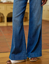 Load image into Gallery viewer, Frank &amp; Eileen West Village NYC Wide-Leg Trouser