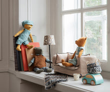 Load image into Gallery viewer, Maileg Couch, Miniature