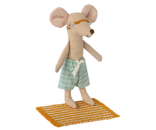 Load image into Gallery viewer, Maileg Beach Set for Big Brother Mouse