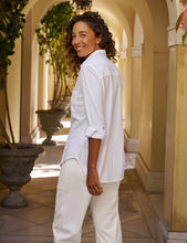 Load image into Gallery viewer, Frank &amp; Eileen Waverly NYC Button-Up Tee | White