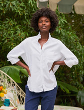 Load image into Gallery viewer, Frank &amp; Eileen | Eileen Ruffle Ruffle Collar Button-Up Shirt | White