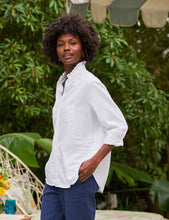 Load image into Gallery viewer, Frank &amp; Eileen | Eileen Ruffle Ruffle Collar Button-Up Shirt | White