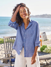 Load image into Gallery viewer, Frank &amp; Eileen | Eileen Relaxed Button-Up Top | Blue Italian Classic Linen