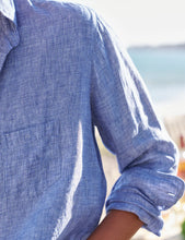 Load image into Gallery viewer, Frank &amp; Eileen | Eileen Relaxed Button-Up Top | Blue Italian Classic Linen