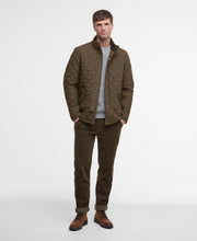 Load image into Gallery viewer, Barbour Men&#39;s Shoveler Quilted Jacket | Dark Olive