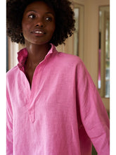 Load image into Gallery viewer, Frank &amp; Eileen Gabi Popover Shirt | Washed Linen | Bubblegum Pink