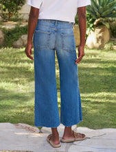 Load image into Gallery viewer, PREORDER Frank &amp; Eileen Galway 26" Wide Leg Jean | 2002 Wash