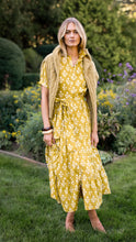Load image into Gallery viewer, FINAL SALE Marea Short Sleeve Shirt Dress | Chartreuse Daffodil
