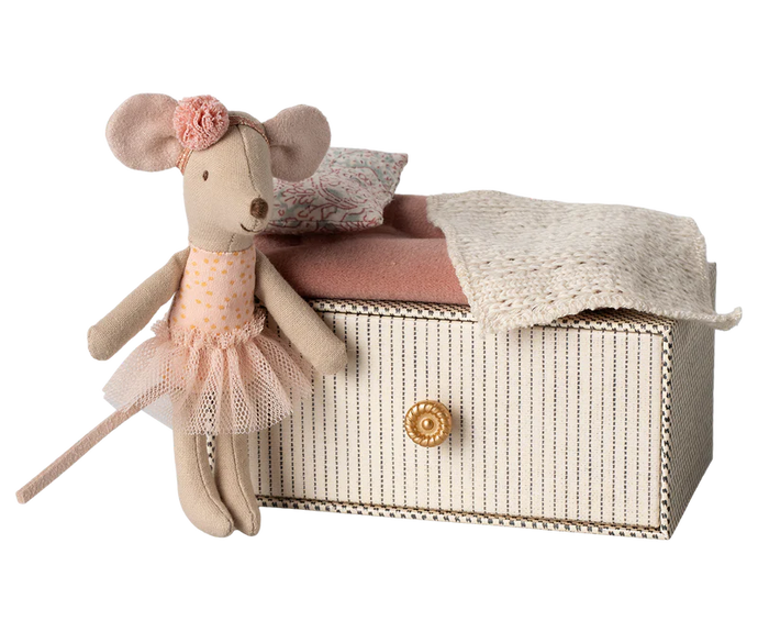 Maileg Dancing Mouse In Daybed | Little Sister