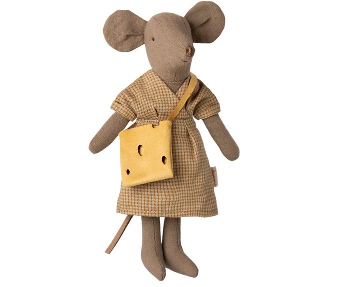 Maileg Mum | Mouse | Light Brown w\Cheese Purse