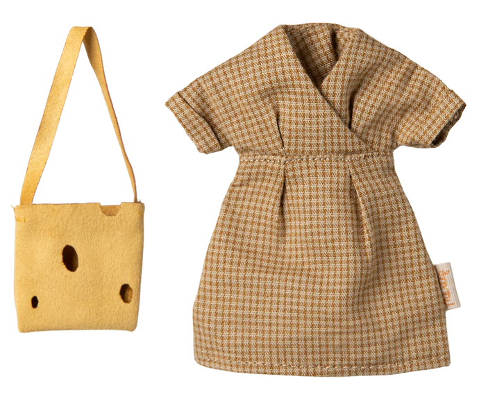 Maileg Dress and Cheese Bag~Mum Mouse