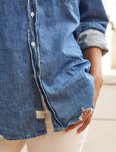 Load image into Gallery viewer, Frank &amp; Eileen | Eileen Relaxed Famous Denim Button Up Vintage Stonewash Denimm