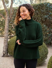 Load image into Gallery viewer, Frank &amp; Eileen Montecito Turtleneck | British Racing Green