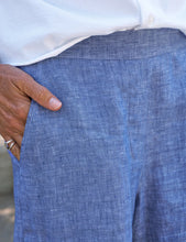 Load image into Gallery viewer, PREORDER Frank &amp; Eileen Mae Pull-On Shorts | Italian Classic Linen