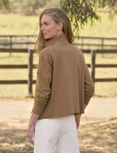 Load image into Gallery viewer, Frank &amp; Eileen Patrick Popover Henley | Vintage Jersey | Chai