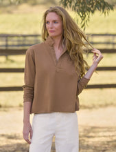 Load image into Gallery viewer, Frank &amp; Eileen Patrick Popover Henley | Vintage Jersey | Chai