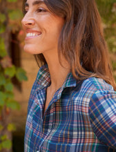 Load image into Gallery viewer, Frank &amp; Eileen | Eileen Relaxed Button-Up Shirt | Blue White Green Plaid Flannel