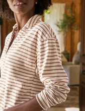 Load image into Gallery viewer, Frank &amp; EIleen Patrick Popover Henley Heritage Jersey | Vintage White &amp; Camel Stripe