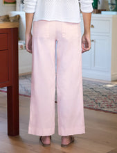Load image into Gallery viewer, Frank &amp; Eileen Wexford Wide-Leg Linen Pant | Ballet Pink