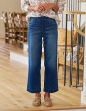 Load image into Gallery viewer, Frank &amp; Eileen Westport Illusion Wide-Leg Pull-On Jean | 1999 Wash