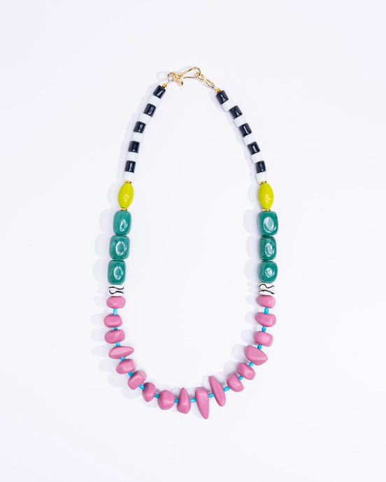 Gather Goods Short Mixed Media Necklace