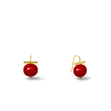 Load image into Gallery viewer, Petite Pebble Pearl Earrings