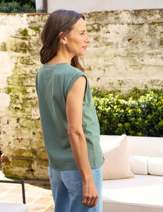 Frank & Eileen Aiden Vintage Muscle Tee | Rosemary