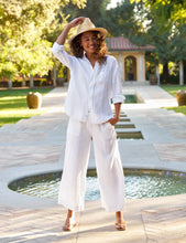 Load image into Gallery viewer, Frank &amp; Eileen Maisie Pull On Crop Wide Leg Linen Pant | White