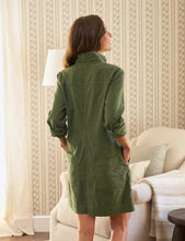 Load image into Gallery viewer, Frank &amp; Eileen Ireland Dress Utility Dress | Hunter Green
