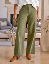 Load image into Gallery viewer, Frank &amp; Eileen Limerick Wide-Leg Utility Pant | Italian Peached Twill Olive
