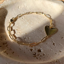 Load image into Gallery viewer, Thatch Amaya Heart Bracelet
