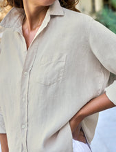 Load image into Gallery viewer, Frank &amp; Eileen Eileen Button-Up | Washed Linen Sand