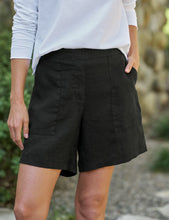 Load image into Gallery viewer, Frank &amp; Eileen Maddie Pull On Golf Short | Washed Linen | Black