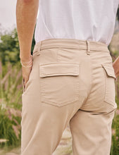 Load image into Gallery viewer, Frank &amp; Eileen The Italian Utility Pant | Khaki