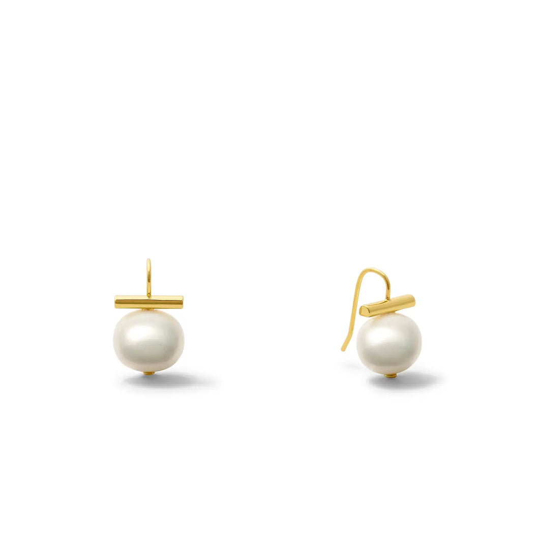 Petite Pebble Pearl Earrings