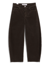 Load image into Gallery viewer, Frank &amp; Eileen Brennan Everyday Barrel Pant | Chocolate Italian Performance Corduroy