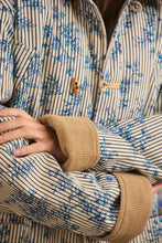 Load image into Gallery viewer, Hunter Bell Toile Barn Jacket