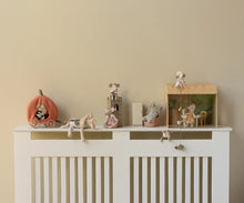 Load image into Gallery viewer, Maileg Castle Hall Royal Mouse