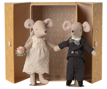 Load image into Gallery viewer, Two toy mice, one in a dress and the other in a suit, standing in front of an ornate box.