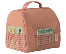 Load image into Gallery viewer, Maileg Pet Carrier | Coral
