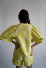 Load image into Gallery viewer, Las Sureñas Balloon Shirt | Lime