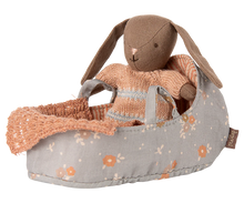 Load image into Gallery viewer, Maileg Carry Cot, Micro