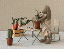 Load image into Gallery viewer, Maileg Garden Set, Mouse