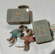 Load image into Gallery viewer, Maileg Fairy/Angel Mouse in Suitcase | Rose or Mint