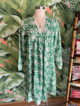 Load image into Gallery viewer, Cat &amp; Kate Cabana Green Tunic | Ric Rac
