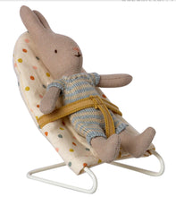 Load image into Gallery viewer, Maileg MICRO Babysitter